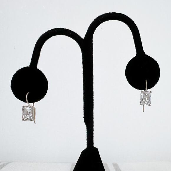 Designer Silpada CZ Earrings Sterling Silver Cubic Zirconia Fish Hook Drop - Picture 4 of 13